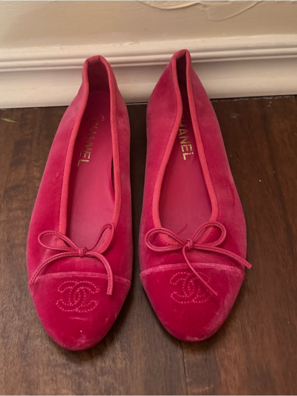 CHANEL Hot Pink Suede Ballet Flats with CC Logo Bow